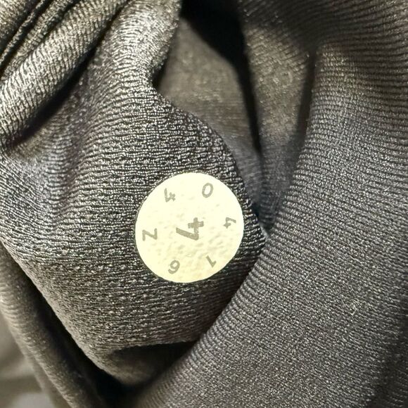 lululemon athletica Black Cross Waist Crop Leggings 21” | 4 - Picture 4 of 4